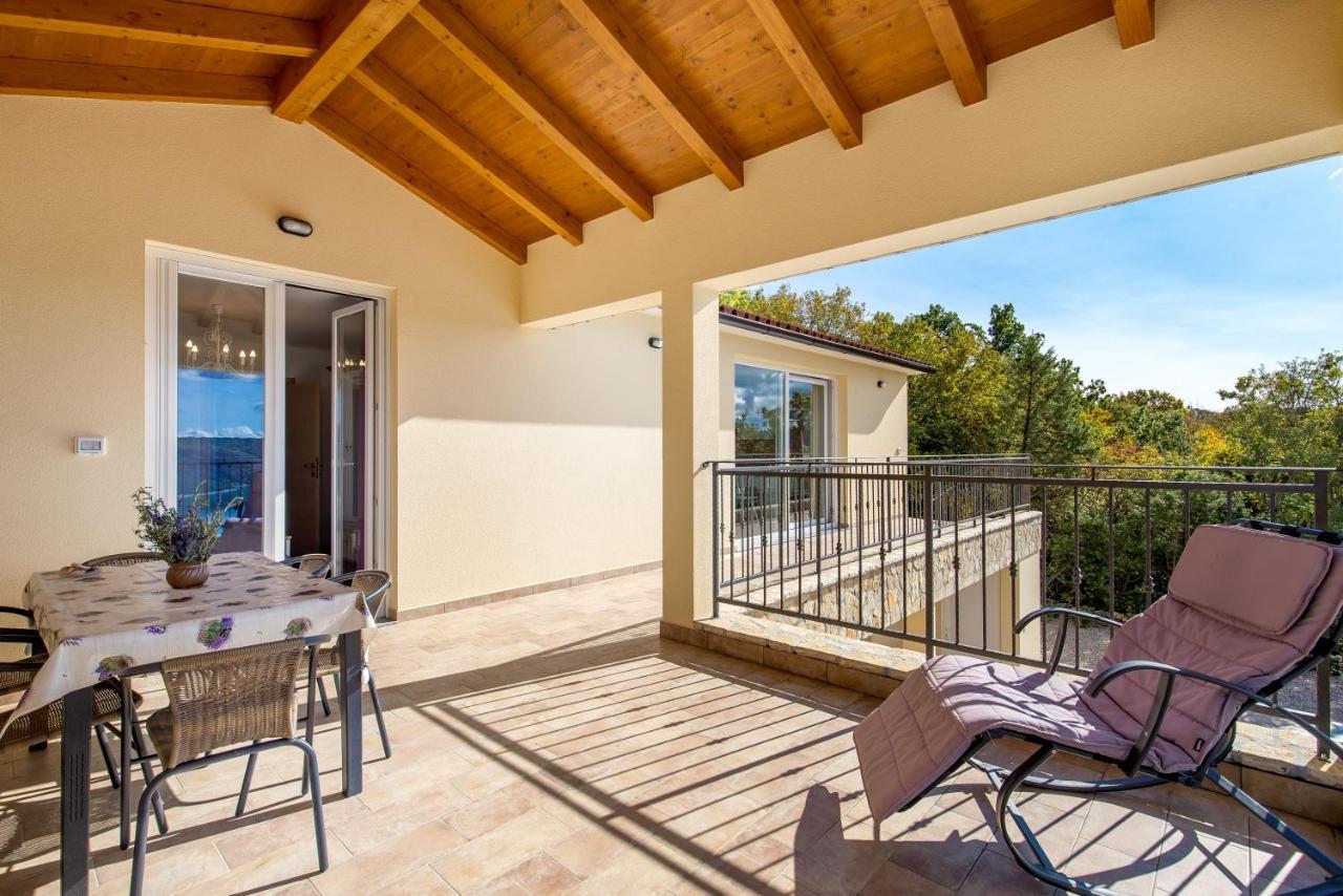 Villa Valente With Pool Labin  Exterior foto